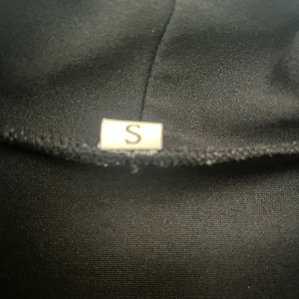 Women’s Small black blazer with pockets - Picture 4 of 4